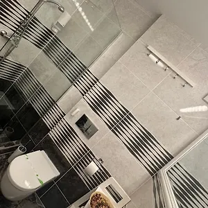 דירה La Maison De Zoe - Airport Residences, אוטופן