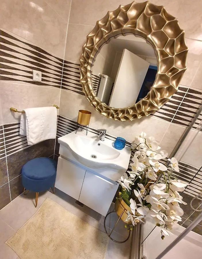 Portobella Airport Aparthotel - Self Check In Otopeni 0*,